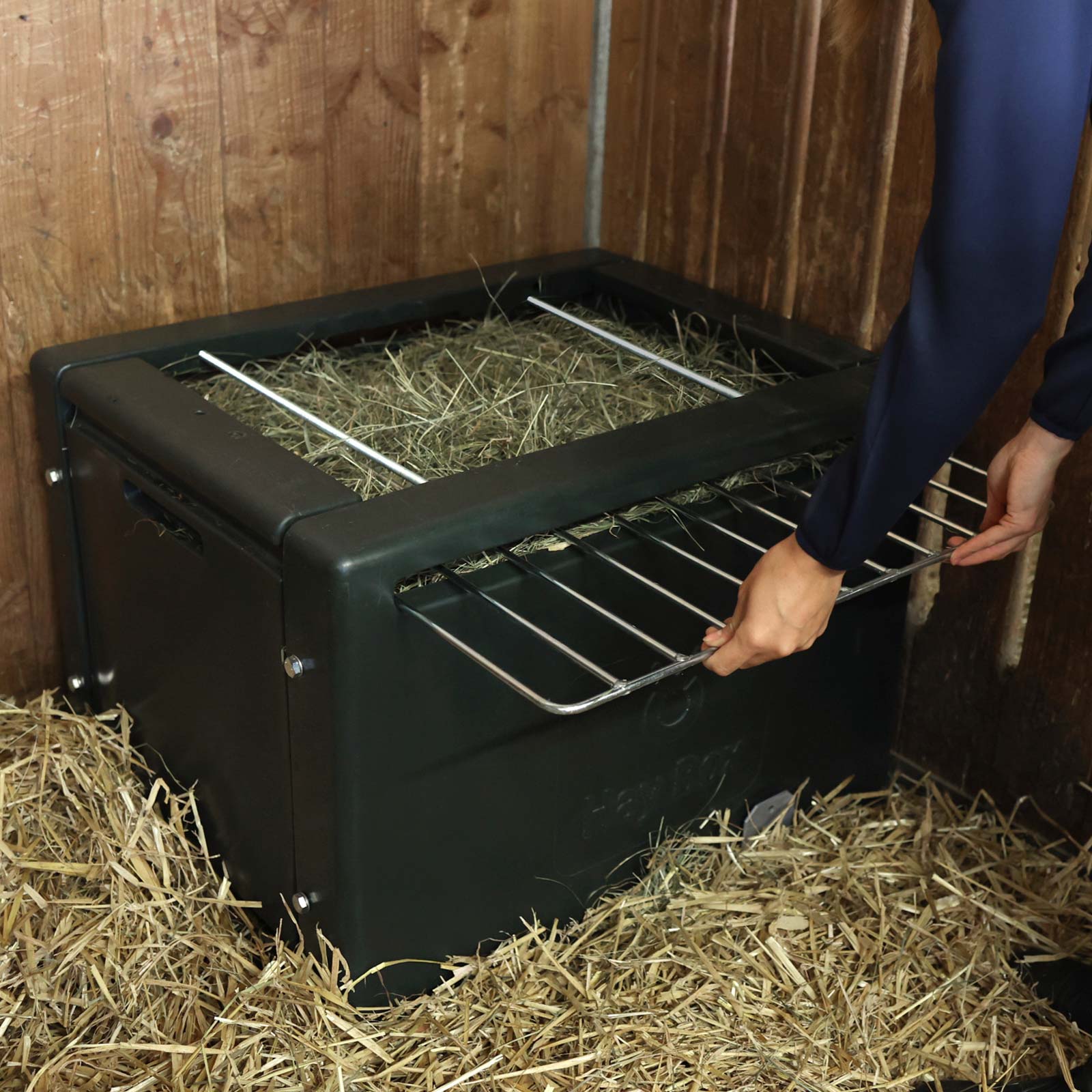 Hay grid for HayBox feed rack